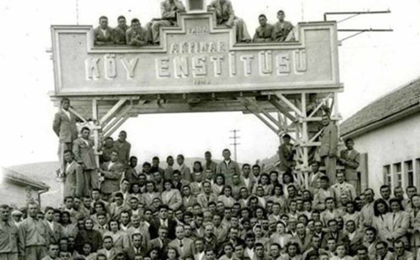 ANILARLA, ANILARDA KÖY&nbsp;ENSTİTÜLERİ